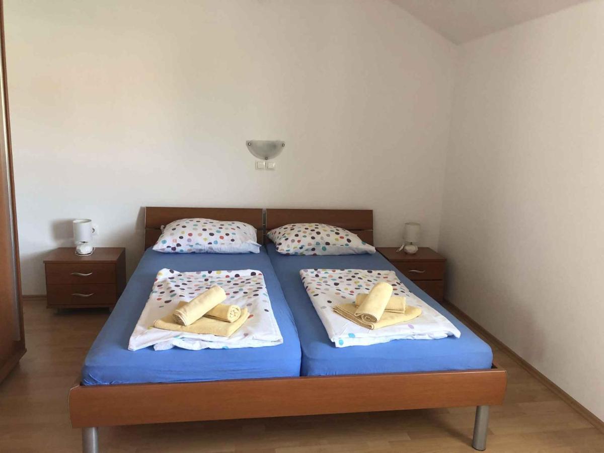 Apartment In Lopar/Insel Rab 37000 Bagian luar foto