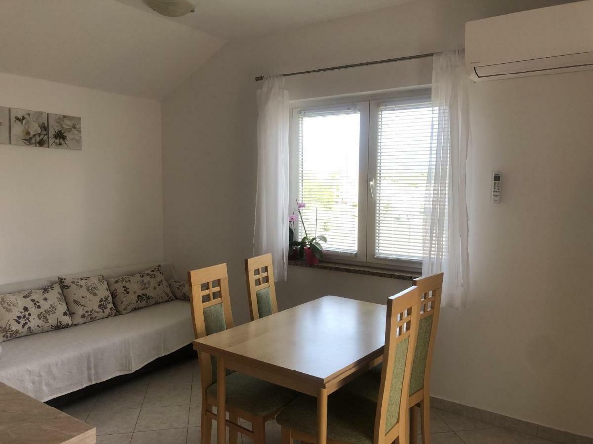 Apartment In Lopar/Insel Rab 37000 Bagian luar foto